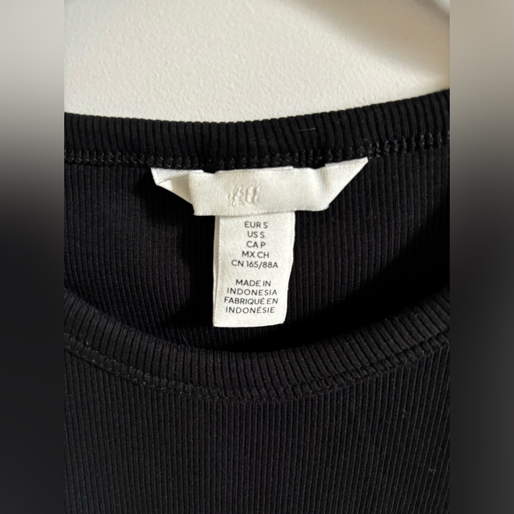H&M Cropped Black Tank - Picture 2 of 4